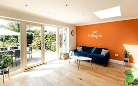 North Beach House - 3 Bedroom Fully Equipped Spacious House Perfect For Family Getaways In Bridlington