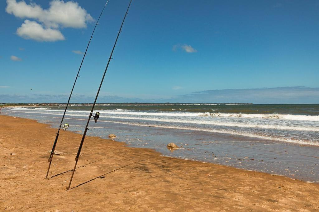 North Beach House: Family-Friendly Seaside Retreat in Bridlington Exterior photo
